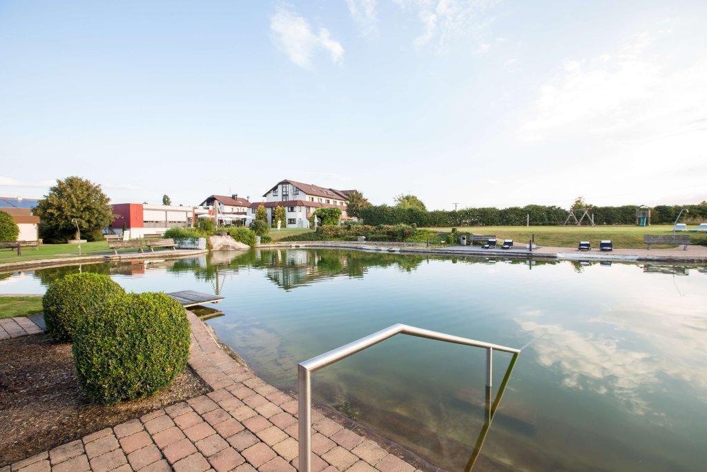 ARAMIS Tagungs- und Sporthotel Gäufelden Exterior foto