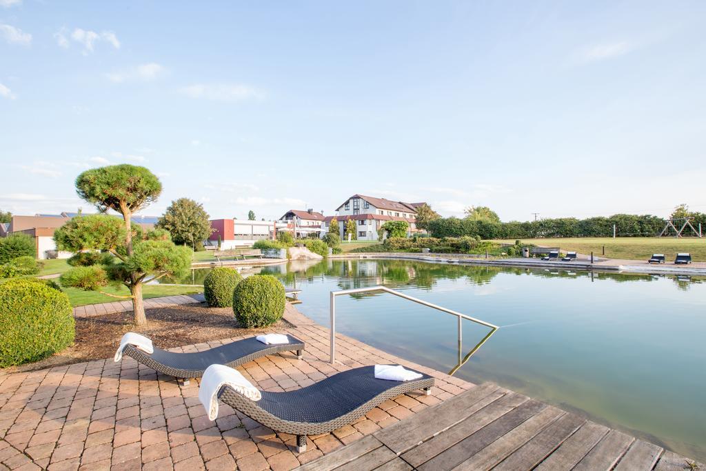 ARAMIS Tagungs- und Sporthotel Gäufelden Exterior foto