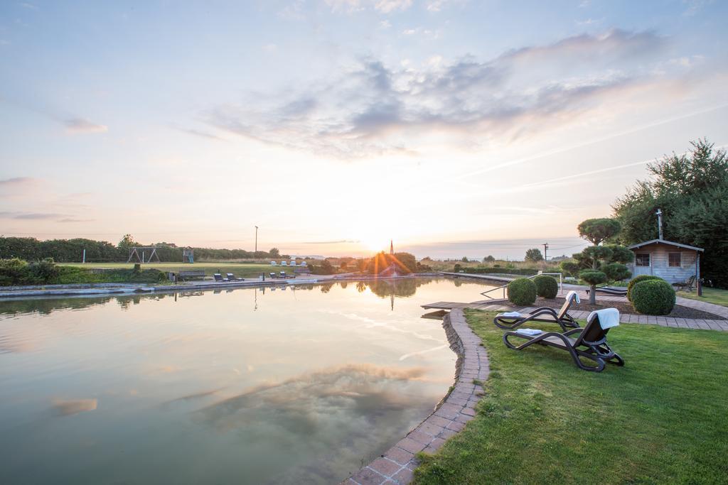 ARAMIS Tagungs- und Sporthotel Gäufelden Exterior foto