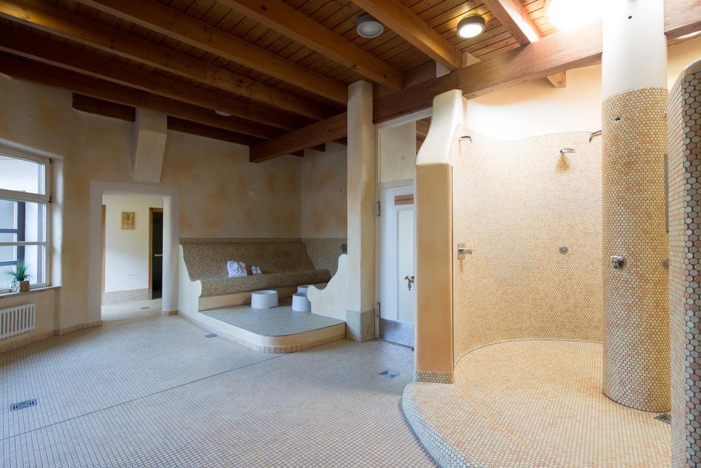 ARAMIS Tagungs- und Sporthotel Gäufelden Exterior foto