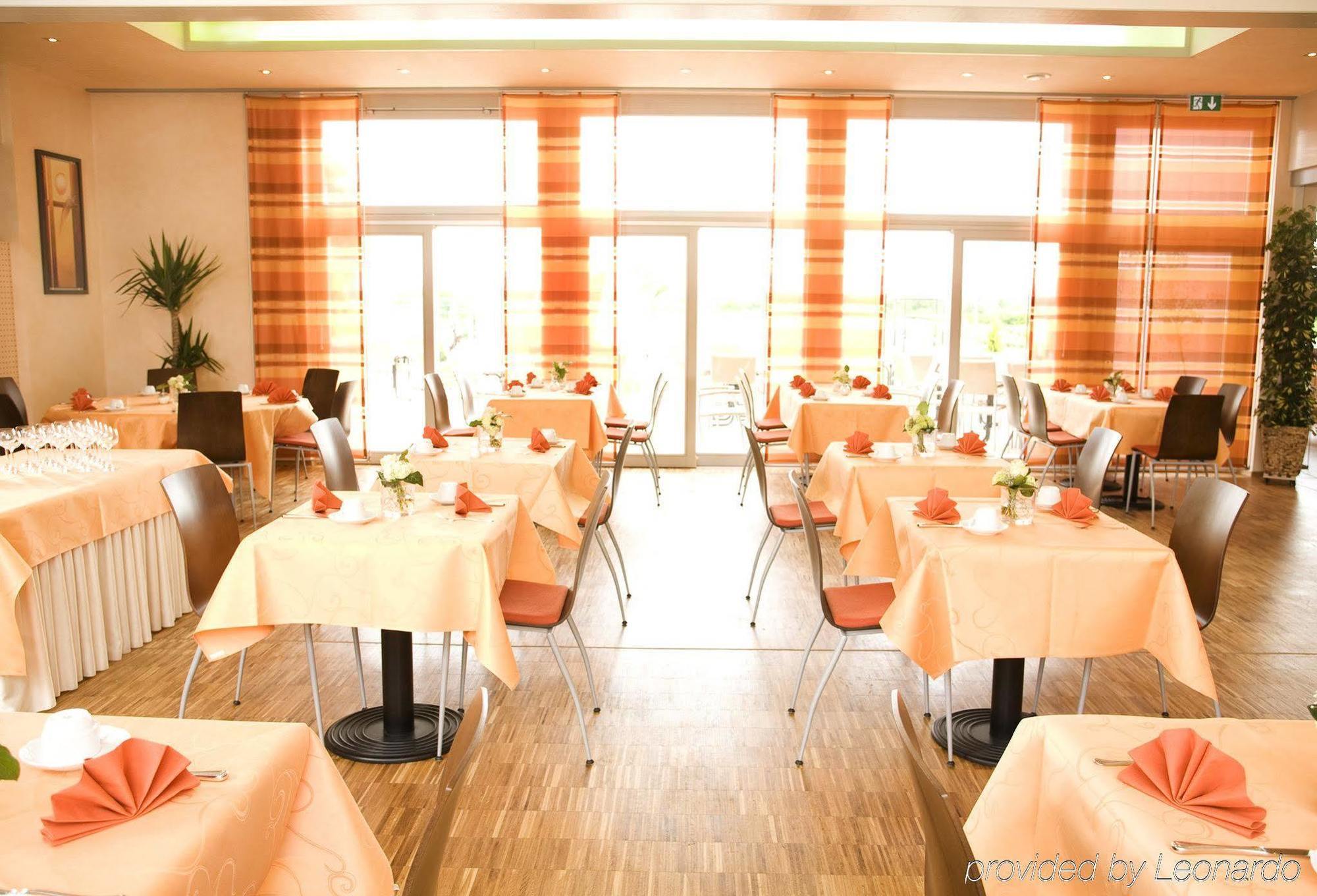 ARAMIS Tagungs- und Sporthotel Gäufelden Restaurant foto